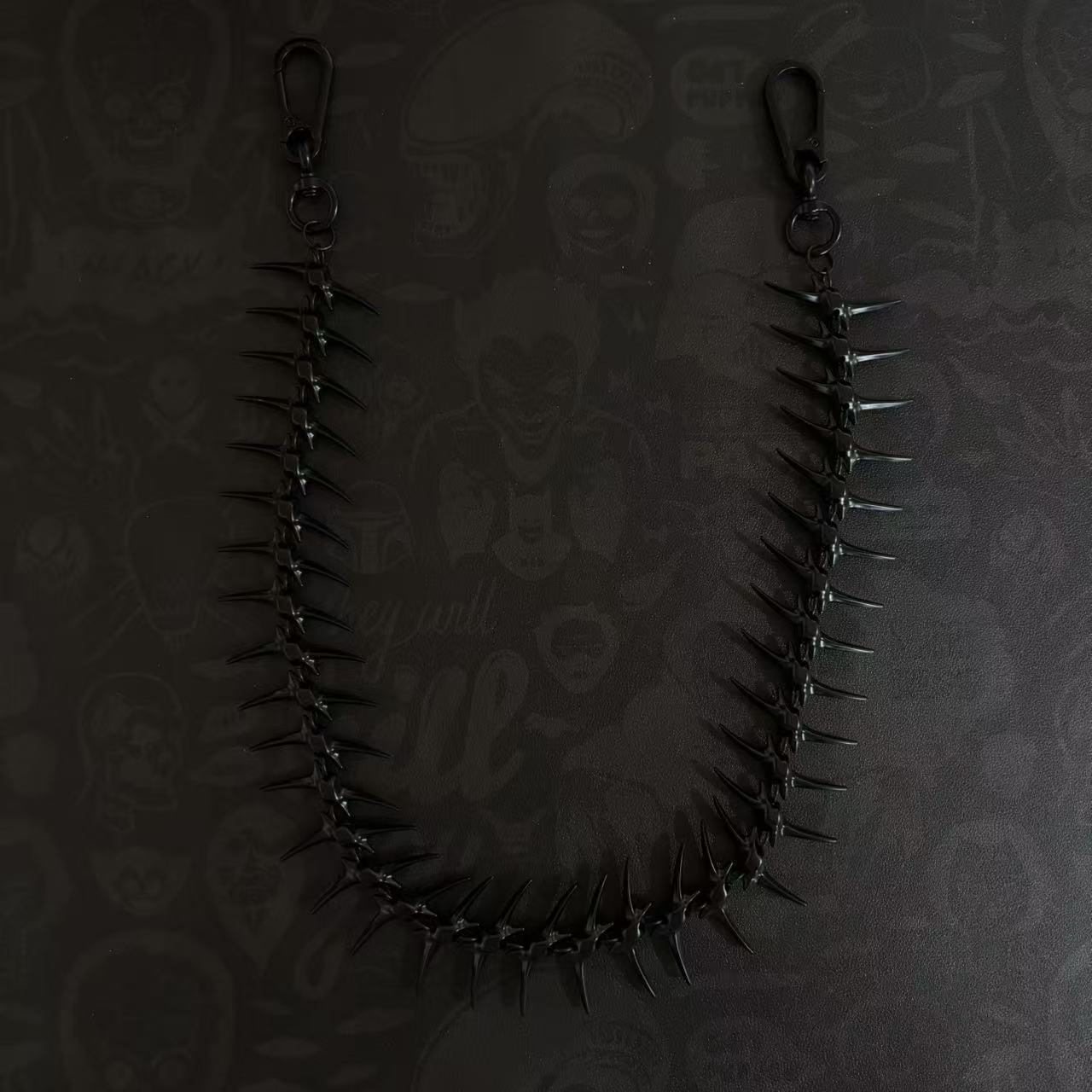 Phone Accessories Design - Corrente para Calças em Metal Preto